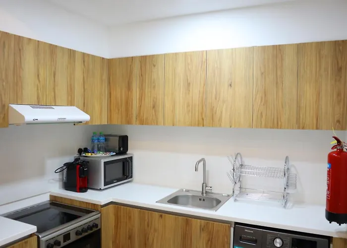 Duplex Elegance Retreat Transit - 2 Bedroom In Masdar City