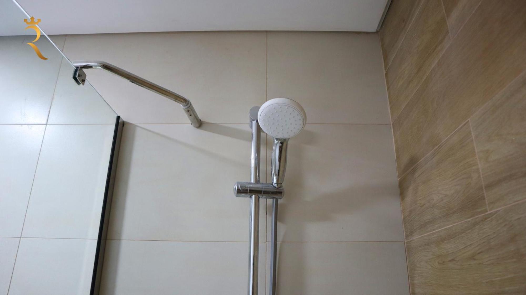 Duplex Elegance Retreat Transit - 2 Bedroom In Masdar Apartment